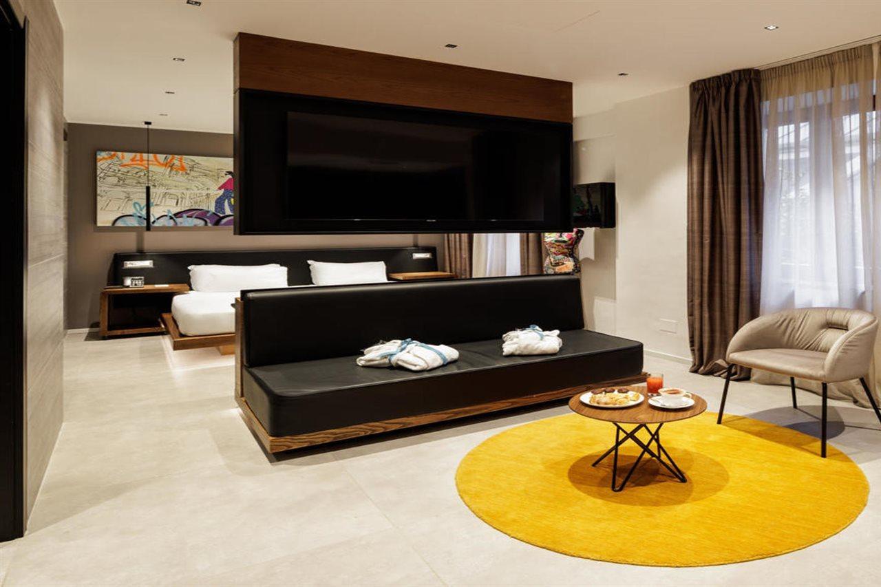 The Corner Duomo Hotel Milano Ngoại thất bức ảnh